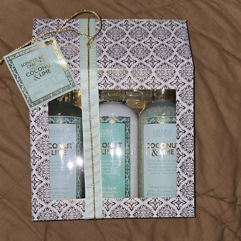 Green Bath Soak & Bubbles Refreshing Experience